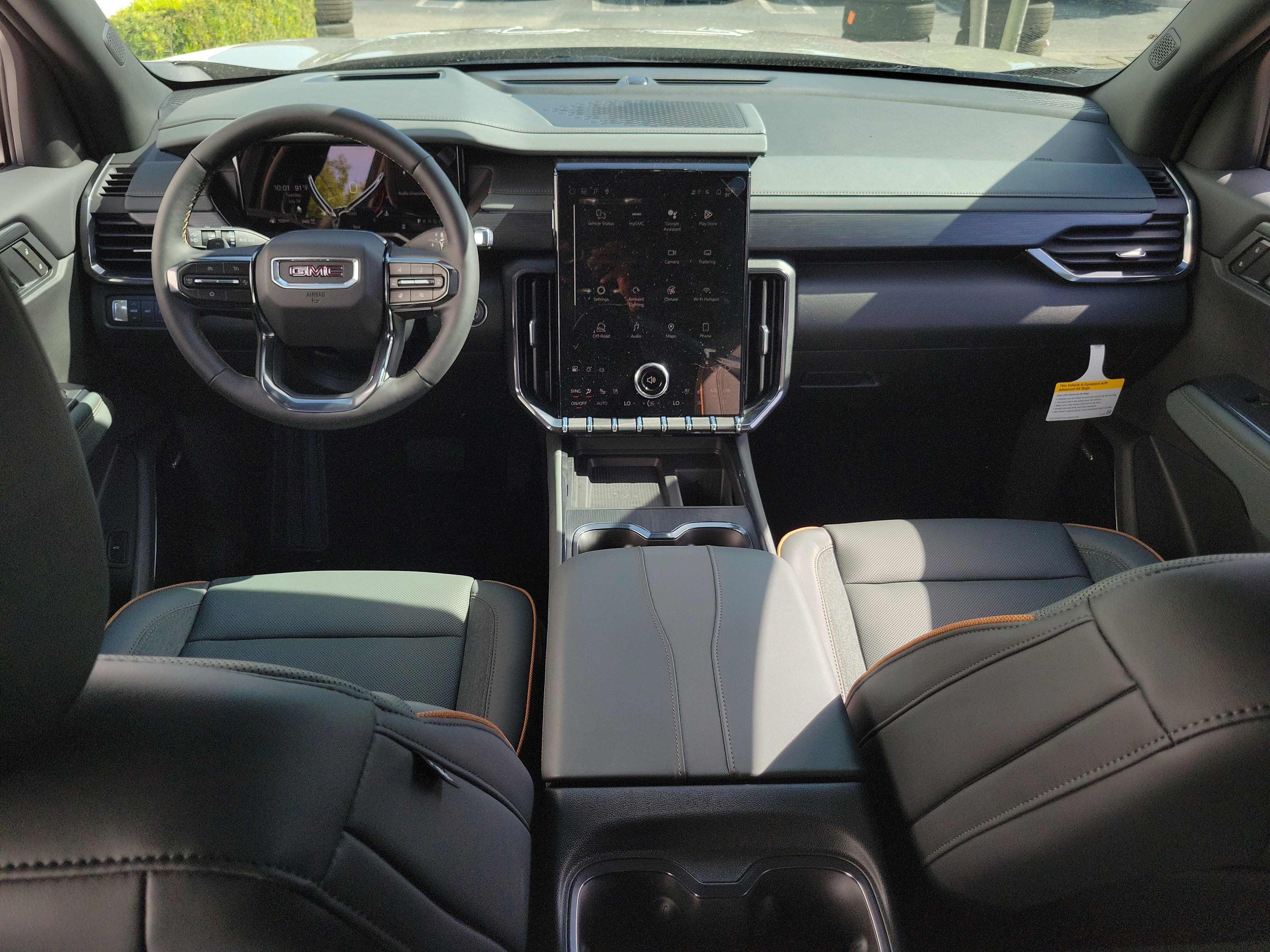 New 2026 GMC Acadia AT4 w/ LPO, Adventure Package AWD/4WD image 17