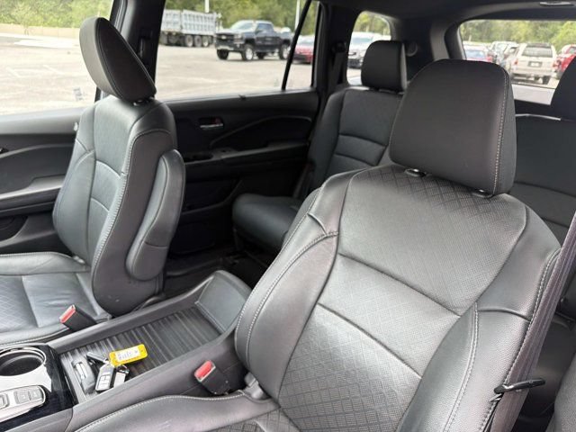 Used 2021 Honda Passport Elite image 11