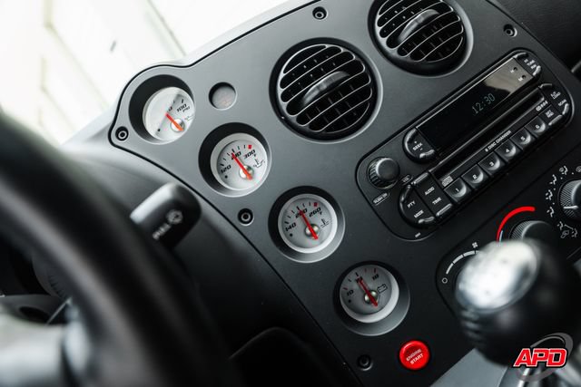 Used 2006 Dodge Viper SRT-10 RWD image 15