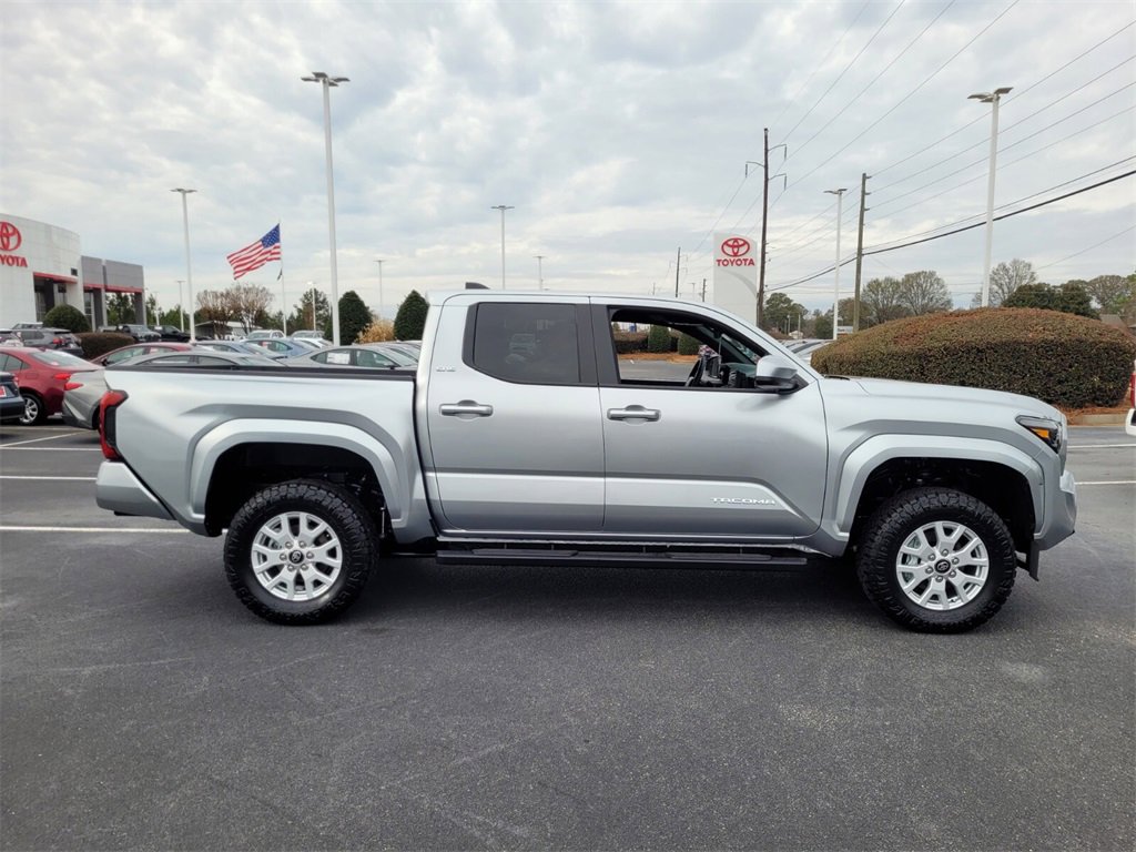 New 2025 Toyota Tacoma SR5 image 12