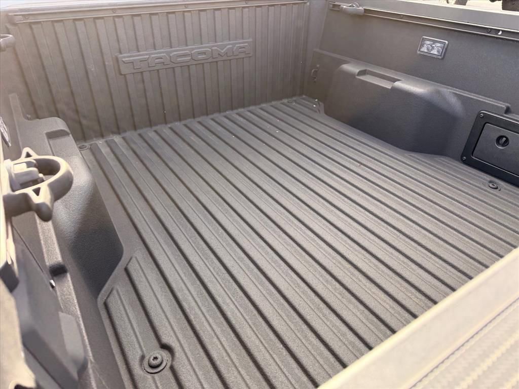 Used 2024 Toyota Tacoma TRD Sport w/ TRD Sport Upgrade Package image 24