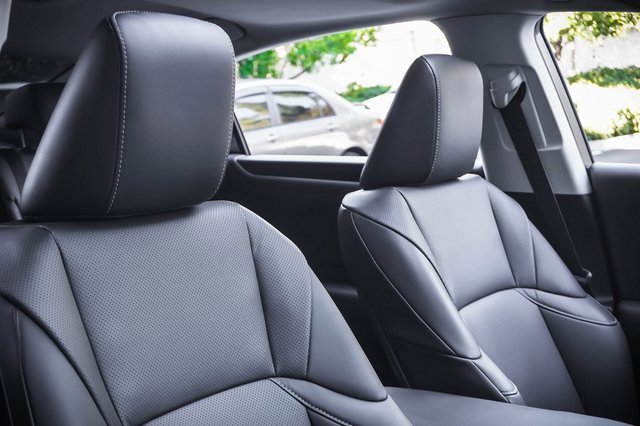 Certified 2025 Lexus ES 300h 300h image 26