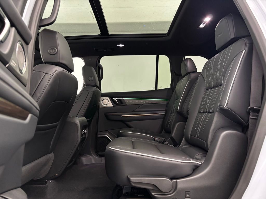 New 2026 Buick Enclave Avenir image 45