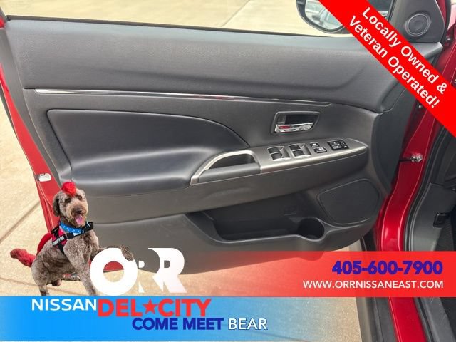 Used 2025 Mitsubishi Outlander Sport ES AWD/4WD image 15