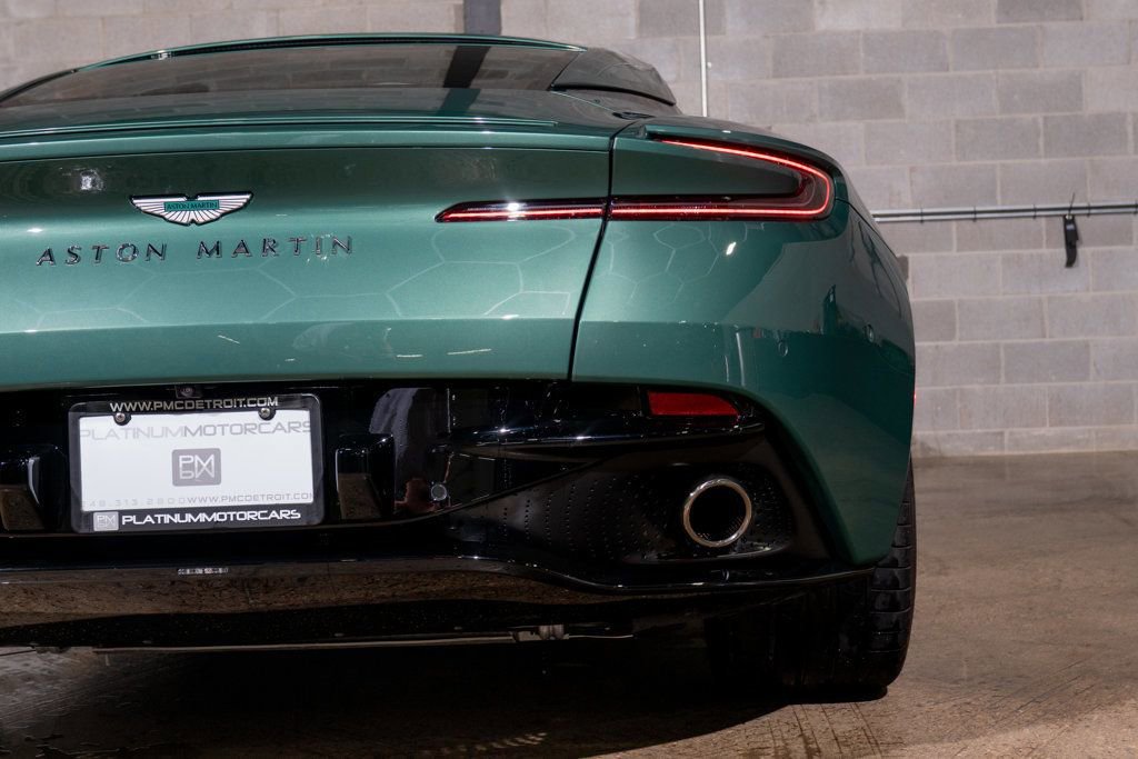 Used 2024 Aston Martin DB12 Coupe image 38