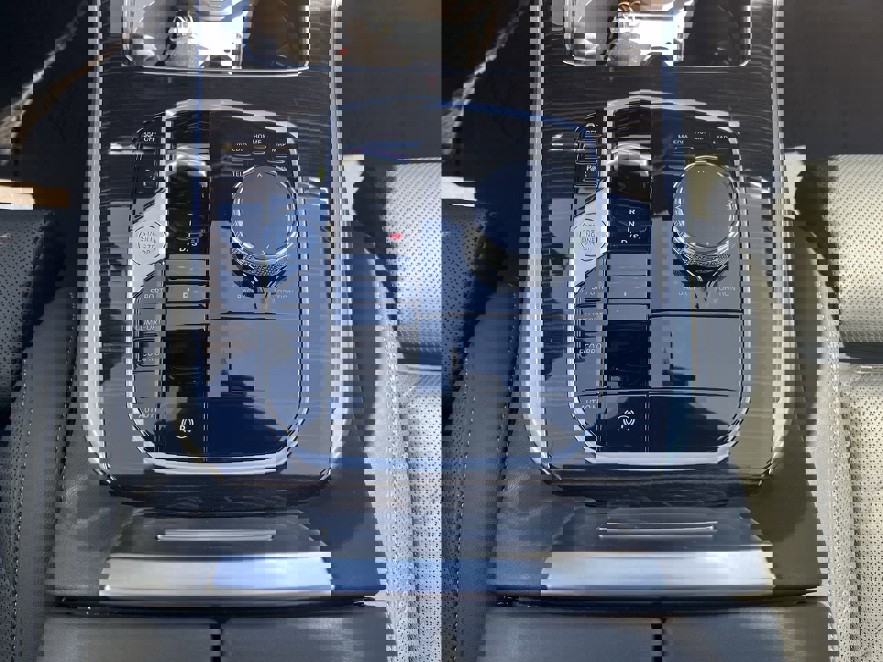 Certified 2024 BMW X5 sDrive40i w/ Premium Package image 28