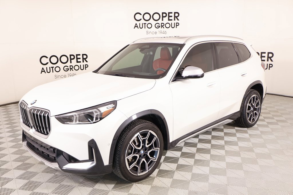 Used 2023 BMW X1 xDrive28i image 11