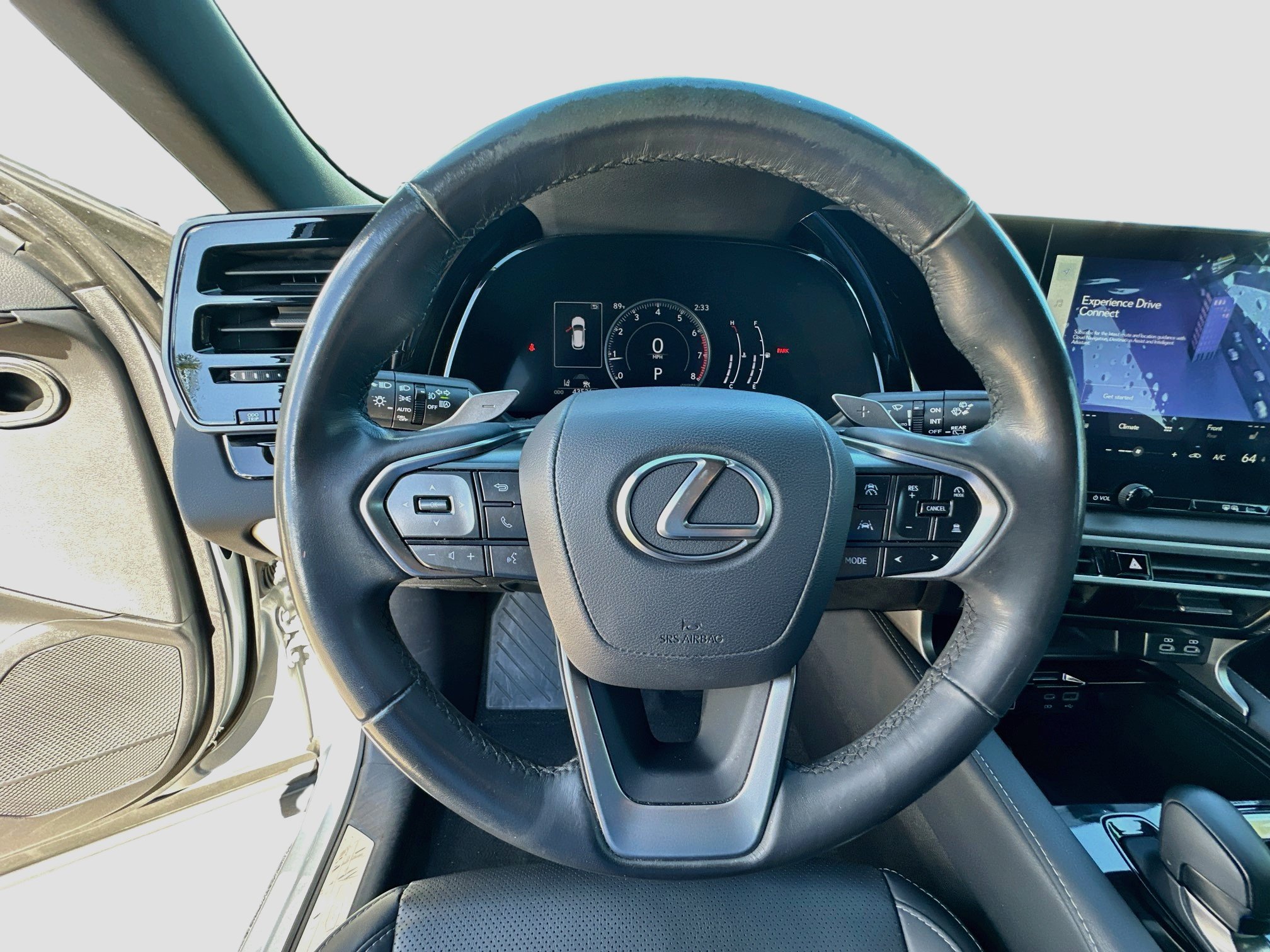 Used 2024 Lexus RX 350 FWD w/ Technology Package image 11