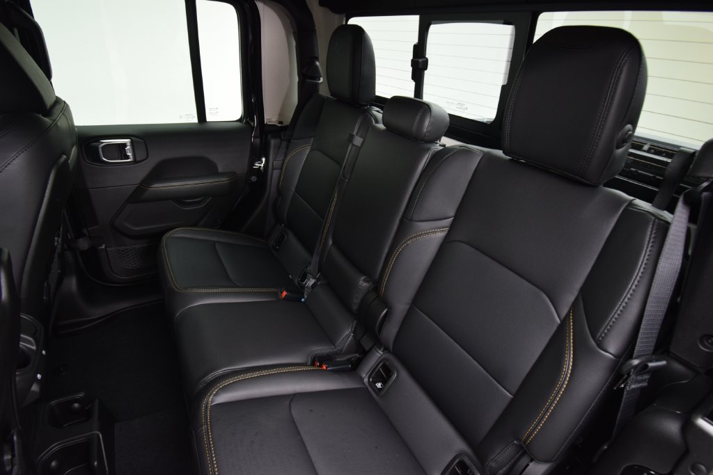 New 2026 Jeep Gladiator Sport AWD/4WD image 37