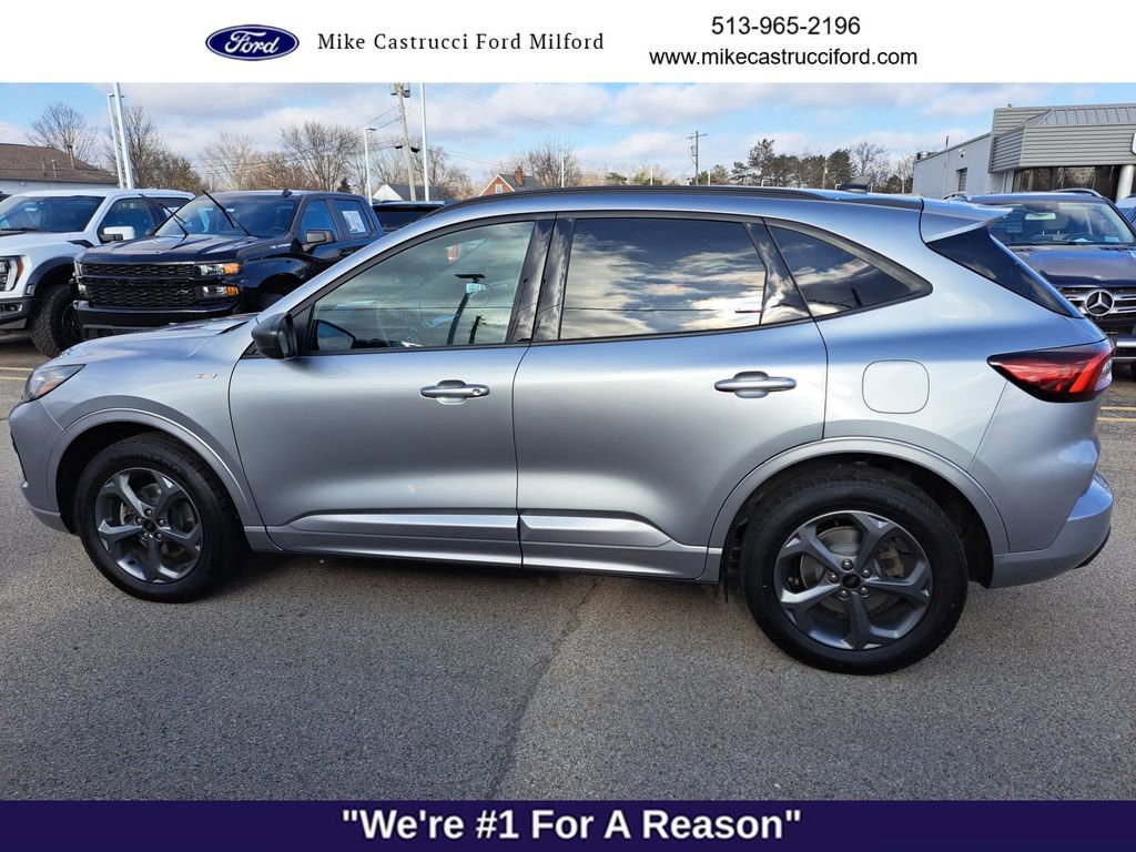 Certified 2024 Ford Escape ST-Line image 2