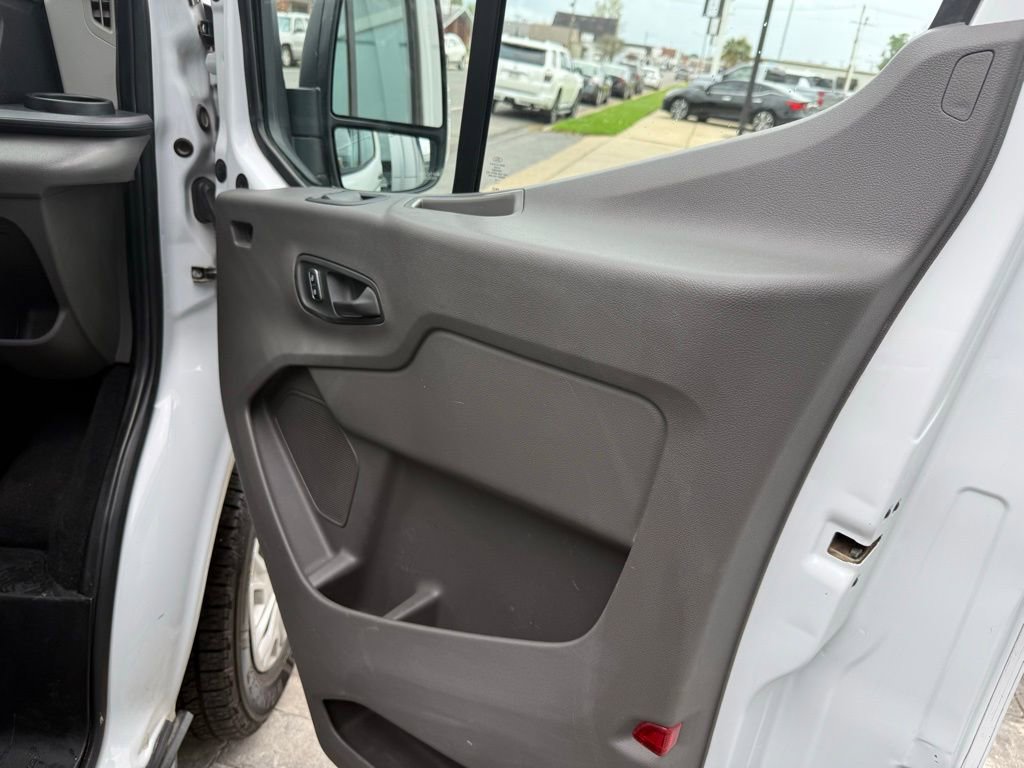 Used 2022 Ford Transit 350 XLT RWD image 9