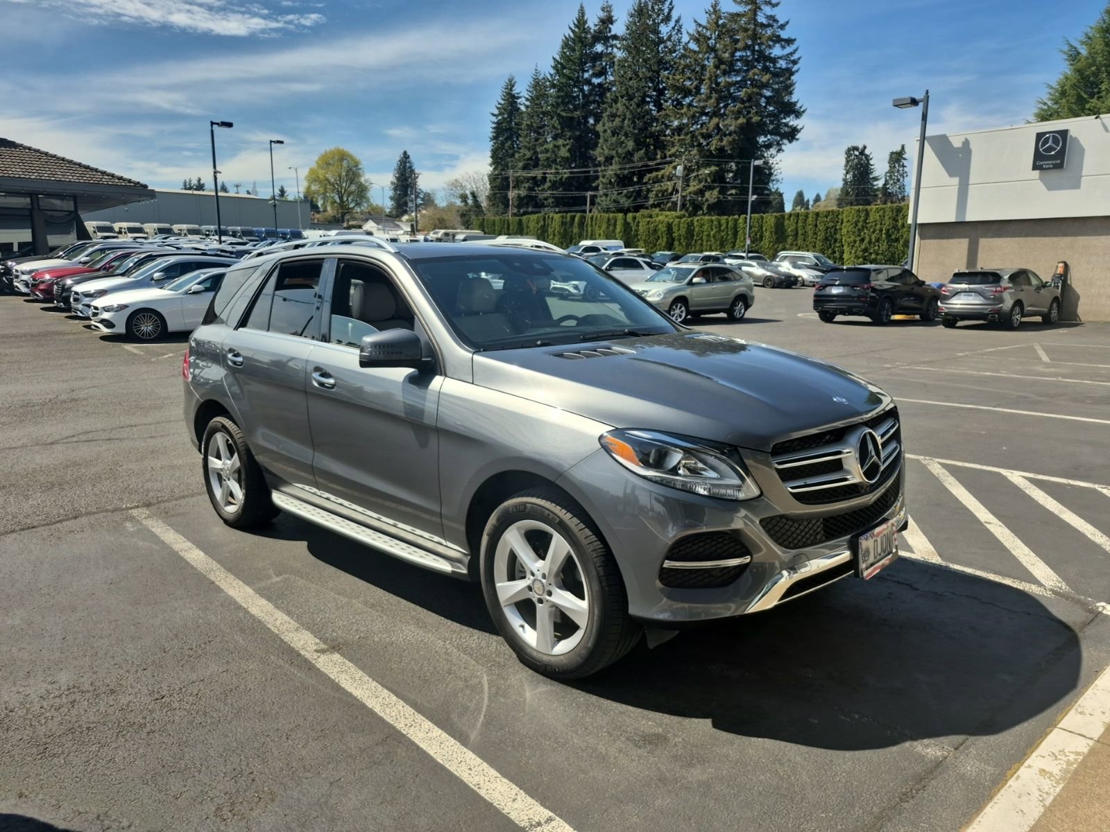 Used 2017 Mercedes-Benz GLE 350 4MATIC image 3
