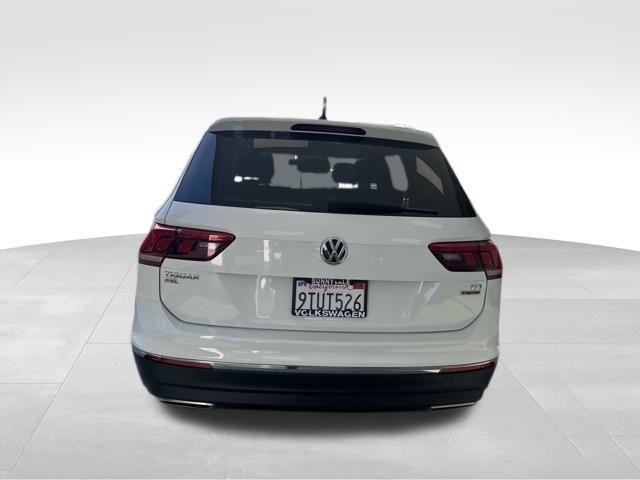Used 2018 Volkswagen Tiguan SEL AWD/4WD image 4