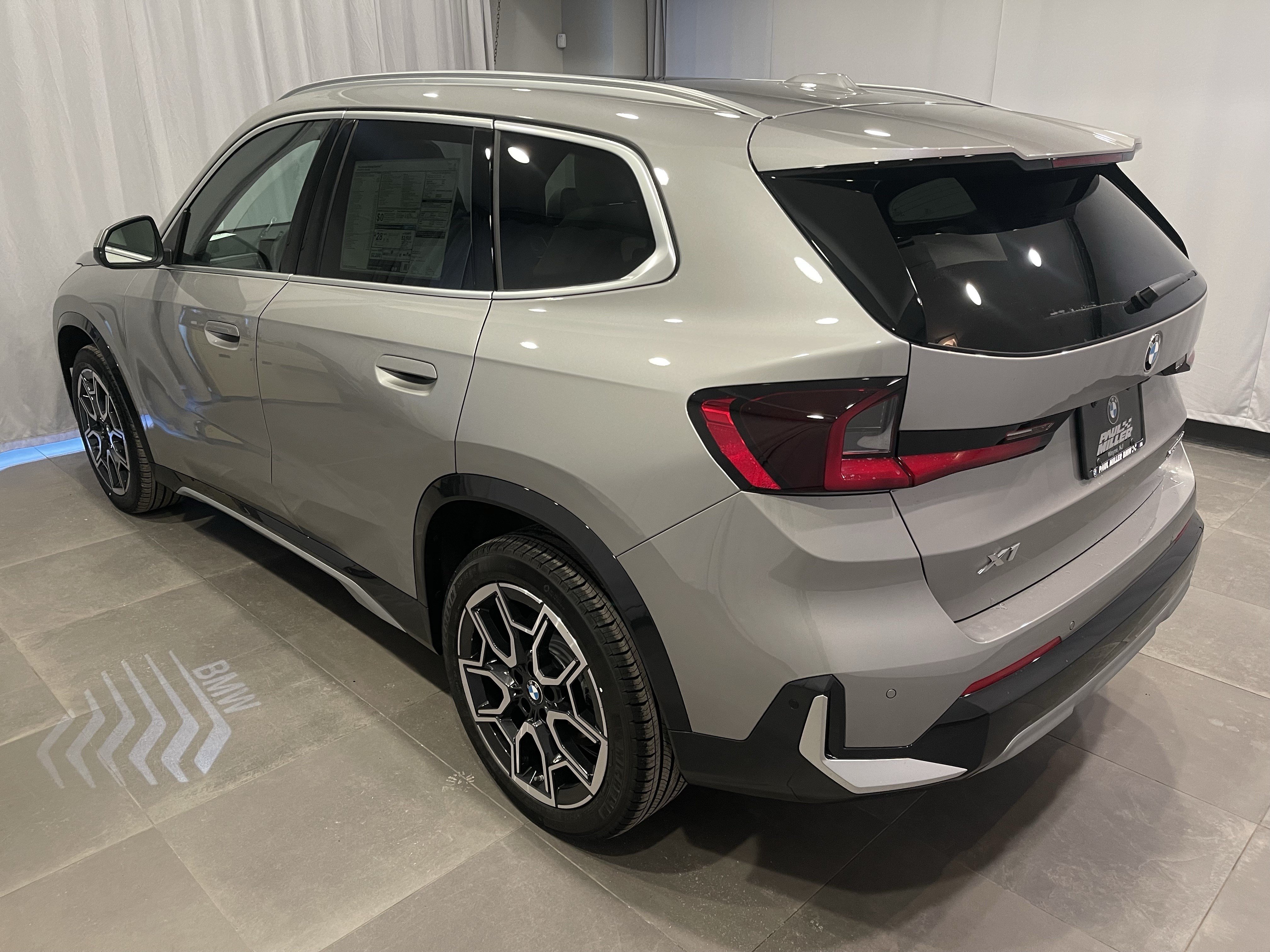 New 2026 BMW X1 xDrive28i w/ Convenience Package AWD/4WD image 4