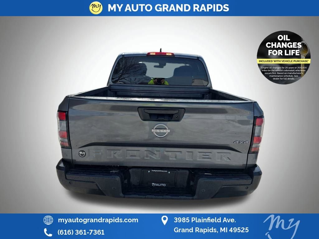 Used 2022 Nissan Frontier S w/ Technology Package AWD/4WD image 6