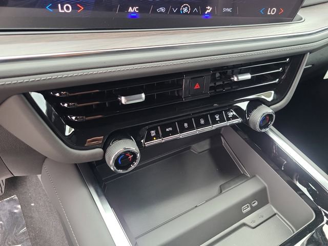 New 2026 Chevrolet Suburban LS w/ LPO, Dark Essentials Package image 34