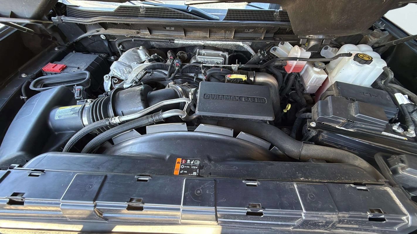 Used 2022 Chevrolet Silverado 2500 LTZ w/ LTZ Plus Package AWD/4WD image 19