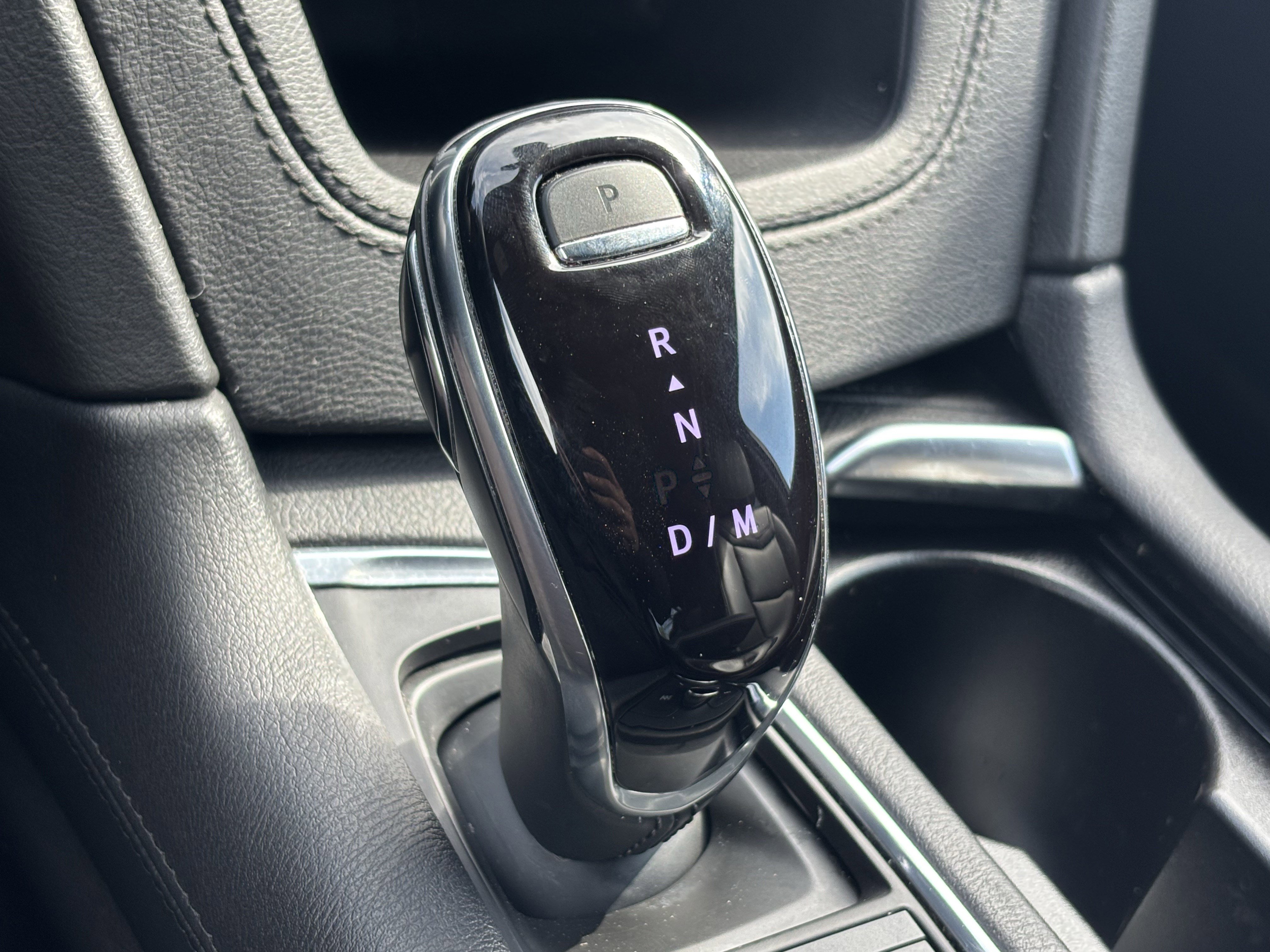 Used 2022 Cadillac XT6 Premium Luxury image 27