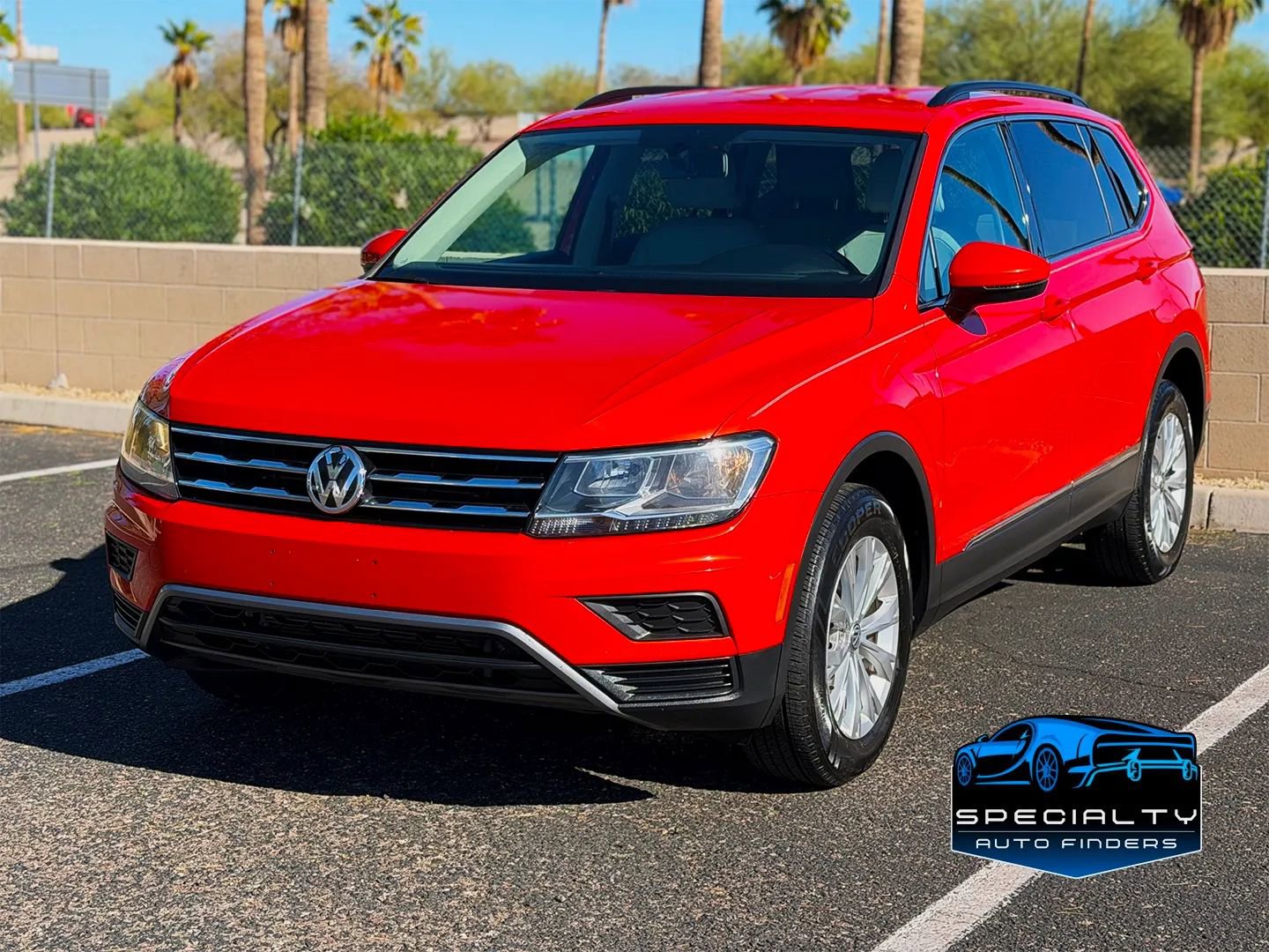Used 2018 Volkswagen Tiguan SE AWD/4WD image 1