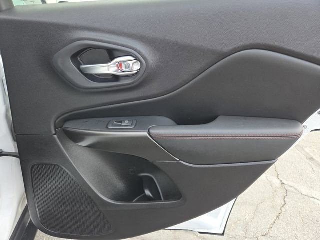 Used 2020 Jeep Cherokee Trailhawk w/ Trailer Tow Group image 23