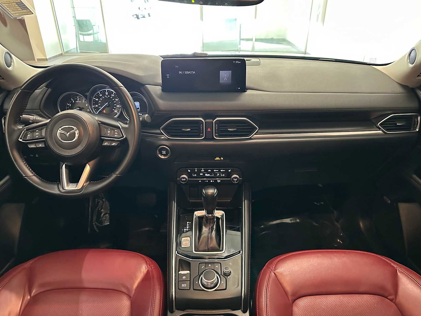 Used 2023 MAZDA CX-5 Carbon Edition image 10