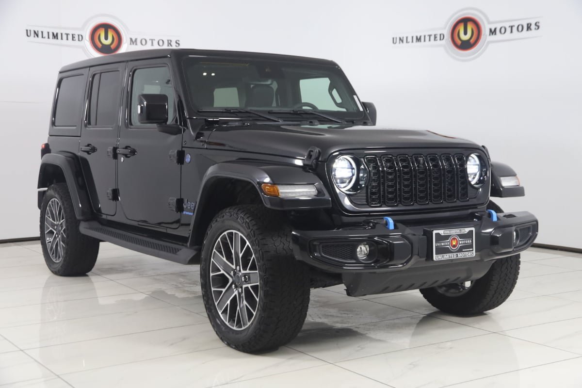 Used 2024 Jeep Wrangler High Altitude AWD/4WD image 19