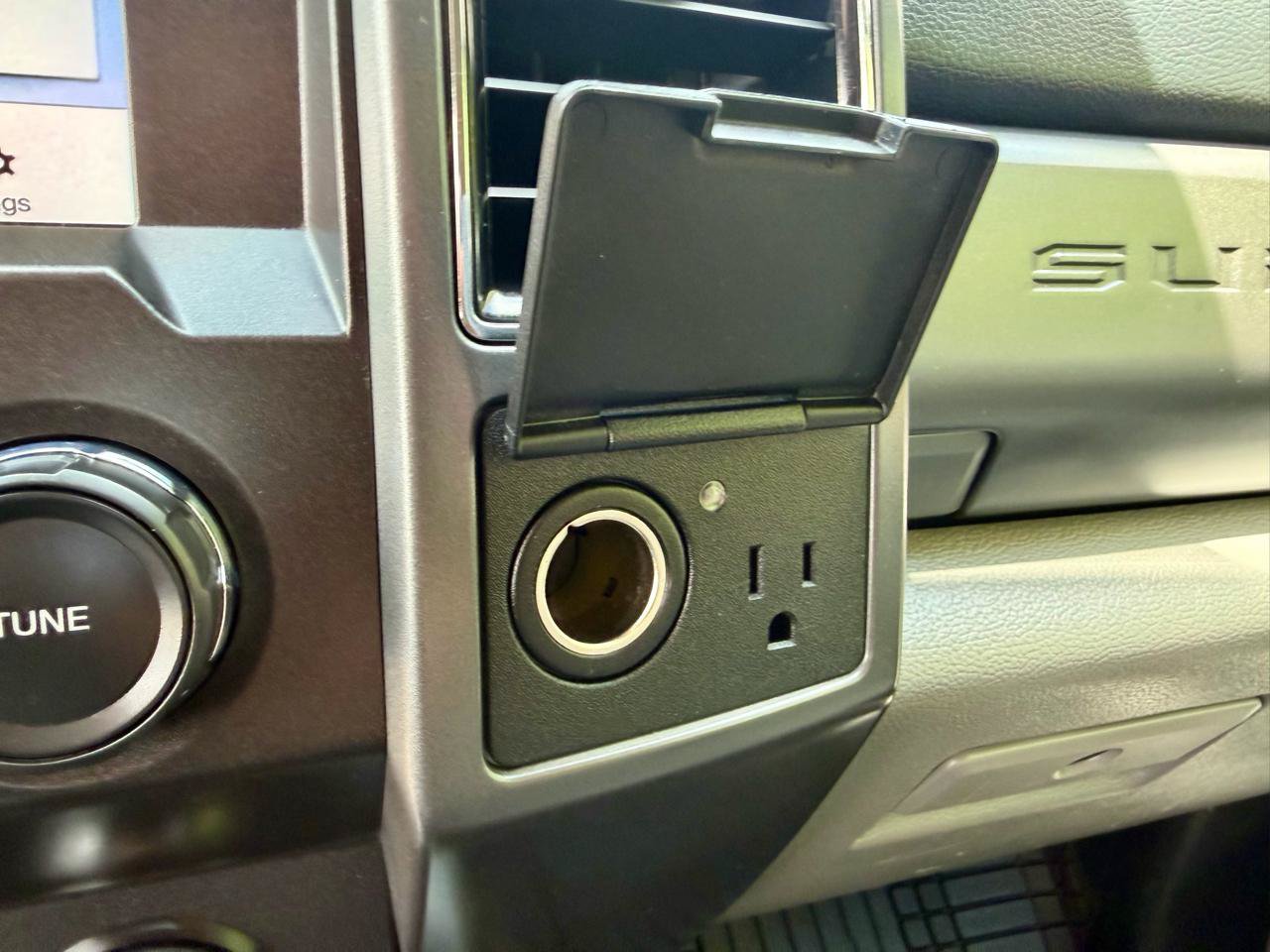 Used 2019 Ford F250 XLT w/ XLT Value Package AWD/4WD image 25