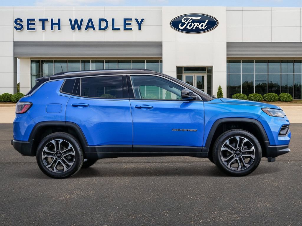 Used 2022 Jeep Compass Limited image 8