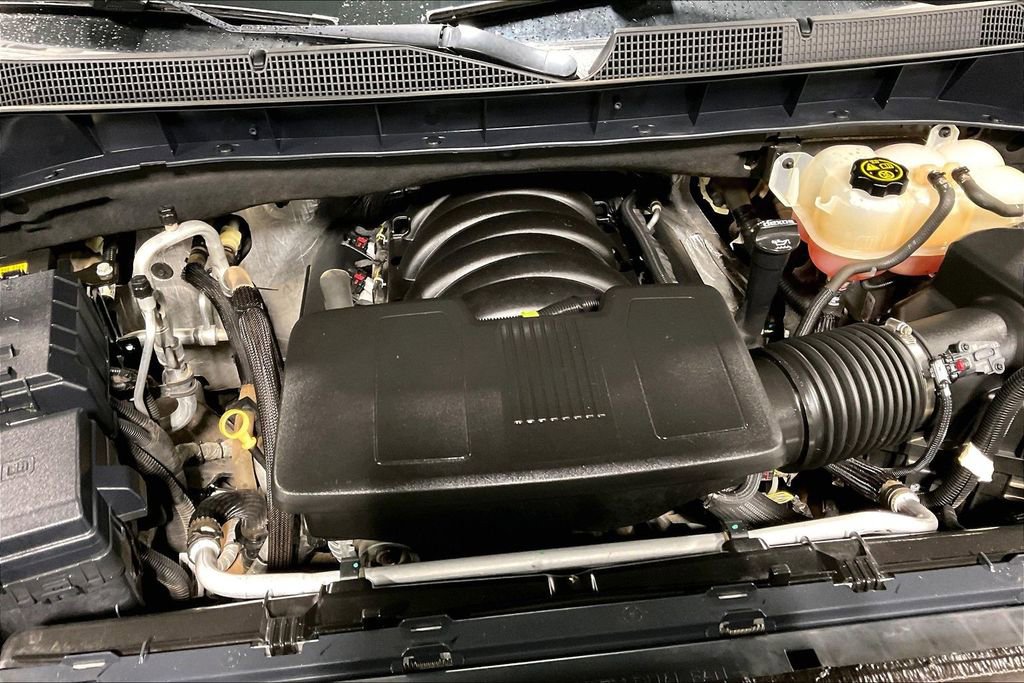 Used 2019 Chevrolet Silverado 1500 High Country w/ Technology Package AWD/4WD image 41