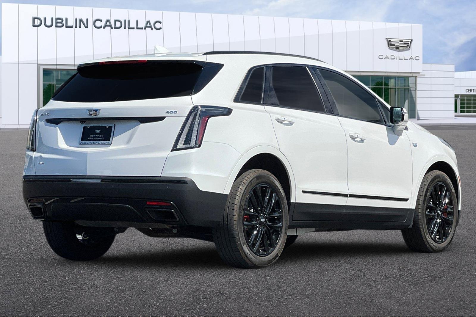 Used 2022 Cadillac XT5 Sportv w/ LPO, ONYX Package image 4
