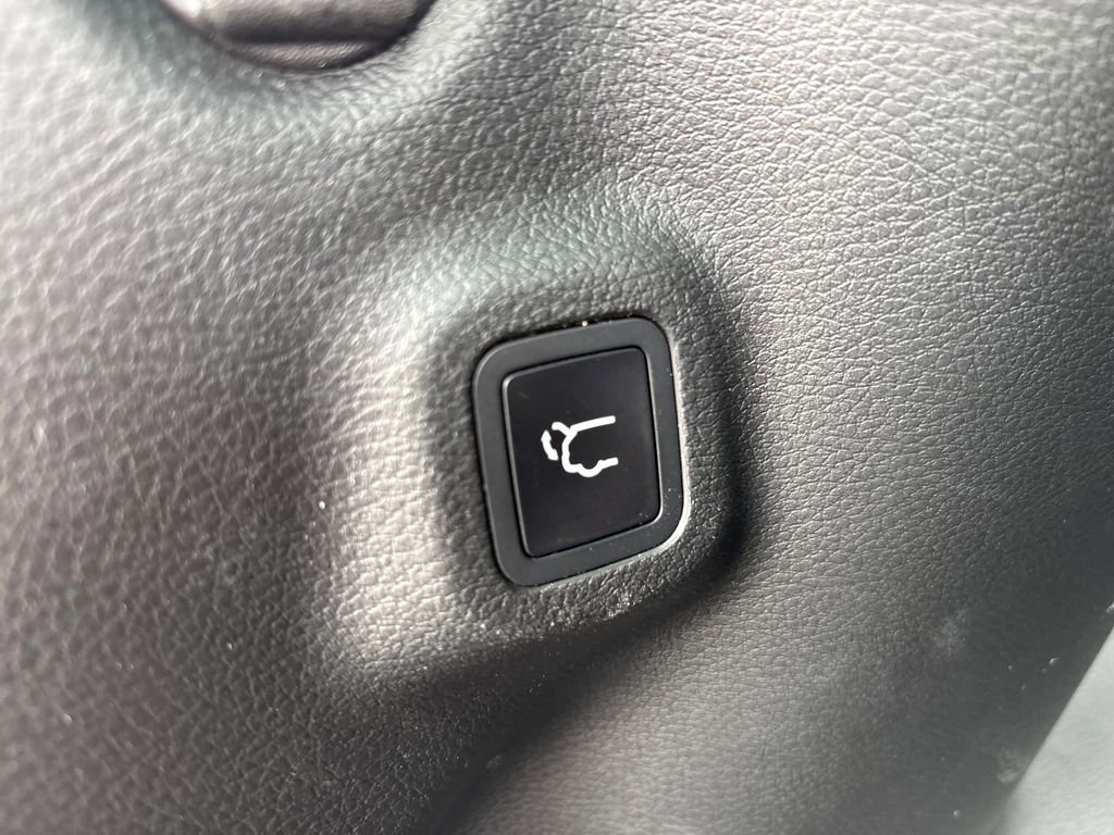 Used 2026 Jeep Compass Limited AWD/4WD image 35