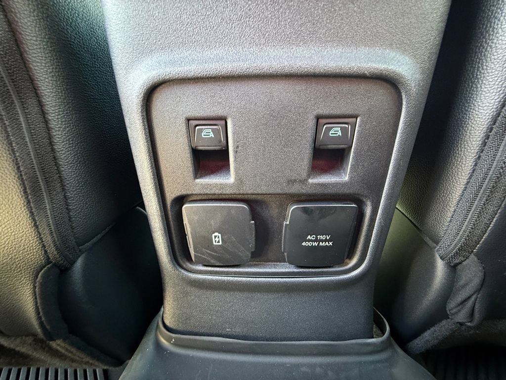 Used 2023 Ford Bronco Wildtrak AWD/4WD image 23