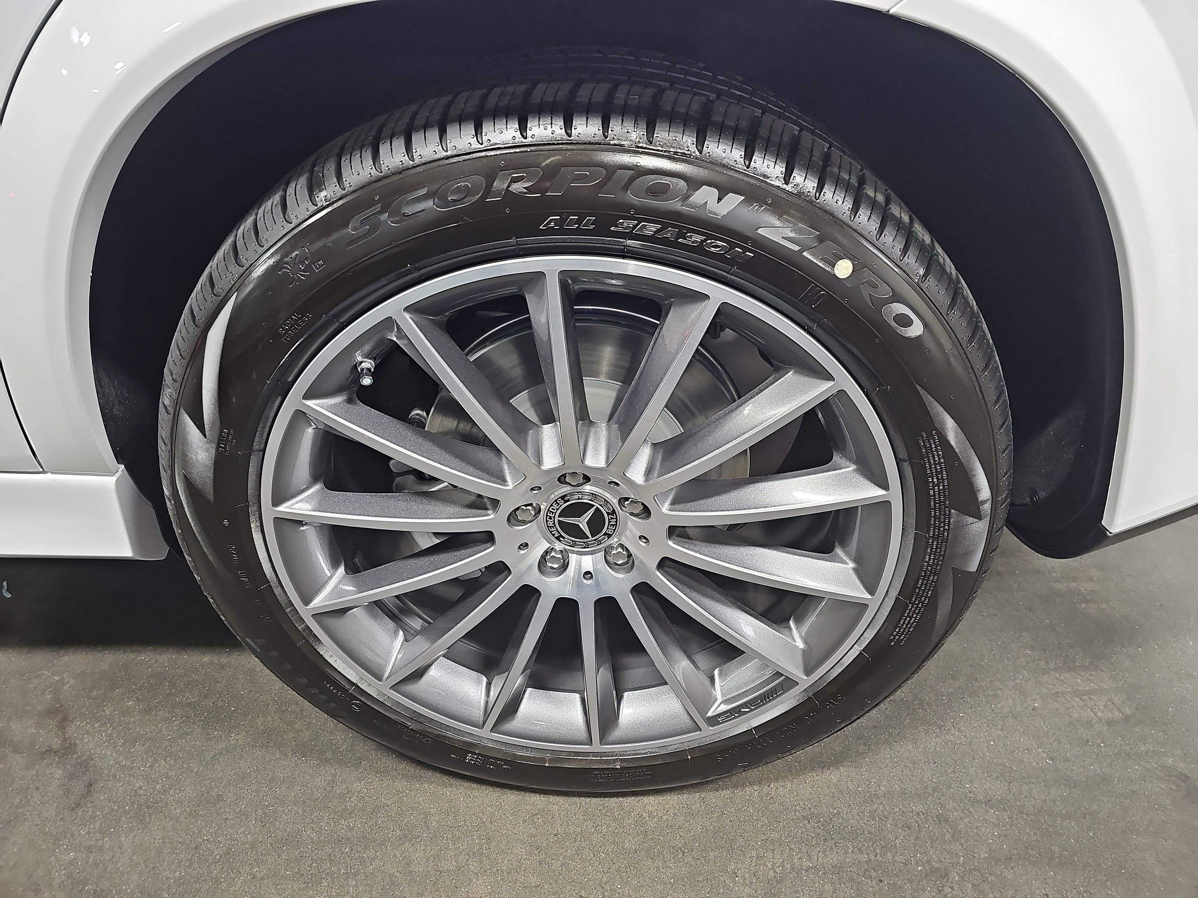 New 2026 Mercedes-Benz GLE 450 4MATIC image 35
