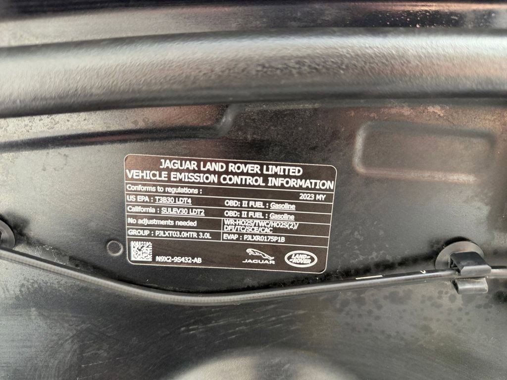 Used 2023 Land Rover Range Rover Sport SE Dynamic image 31