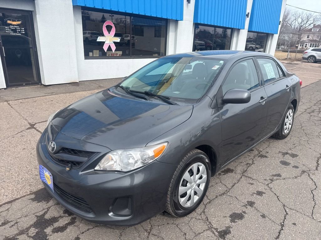 Used 2011 Toyota Corolla LE image 2