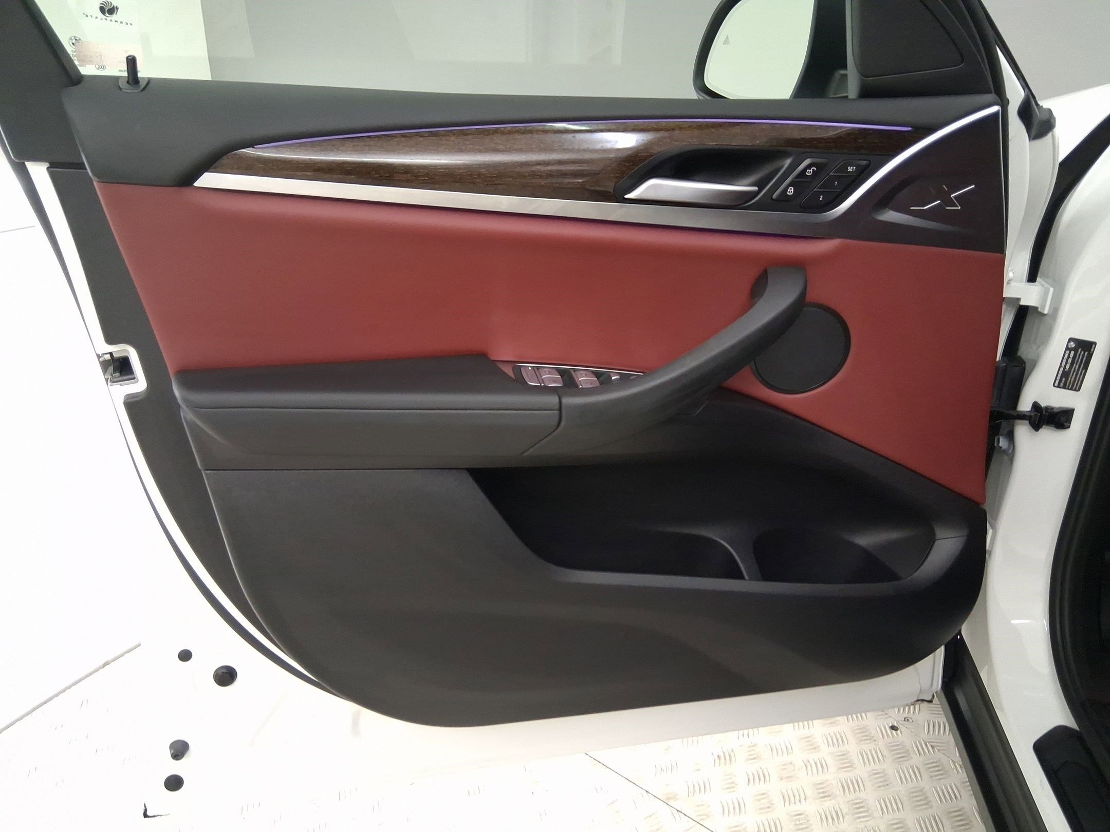 Certified 2023 BMW X4 xDrive30i w/ Convenience Package image 21