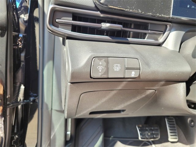 New 2025 Hyundai Elantra SEL image 14