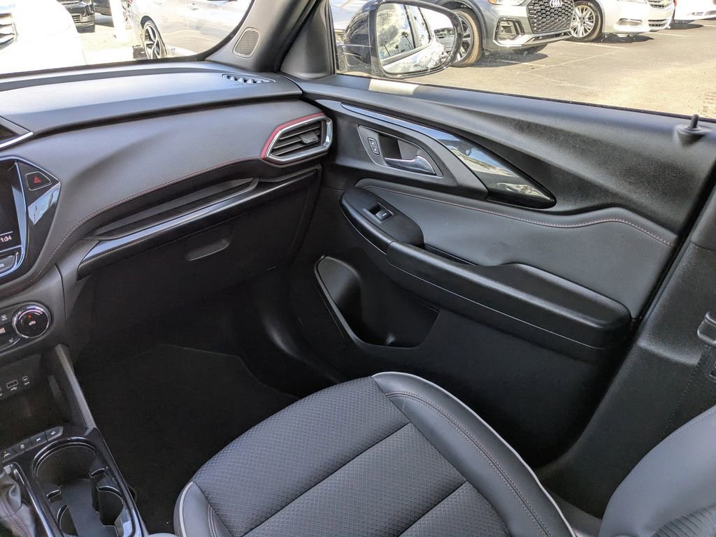 Certified 2023 Chevrolet TrailBlazer RS w/ Convenience Package image 19