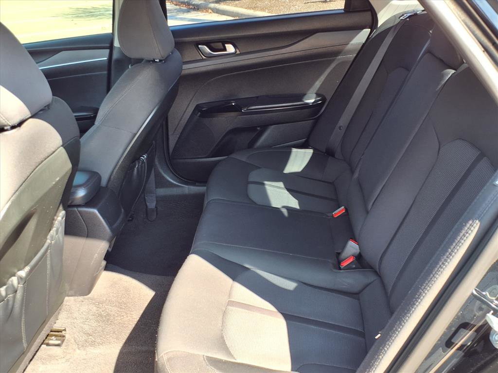 Used 2023 Kia K5 LXS image 18