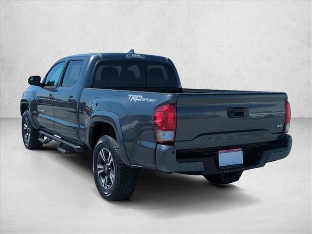 Used 2017 Toyota Tacoma TRD Sport RWD image 8