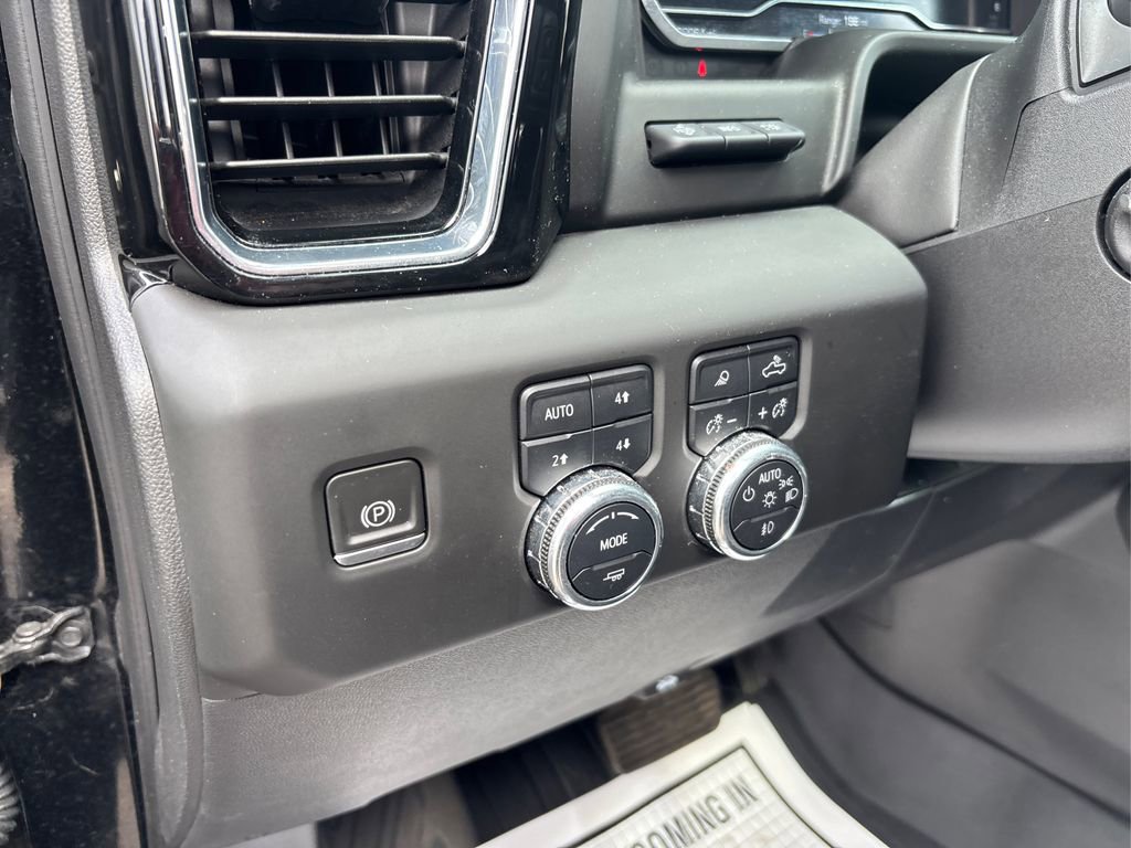 Used 2023 GMC Sierra 1500 Denali w/ Denali Reserve Package image 40
