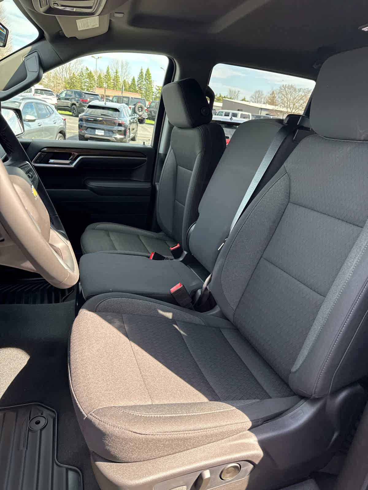 New 2026 Chevrolet Silverado 1500 LT AWD/4WD image 6
