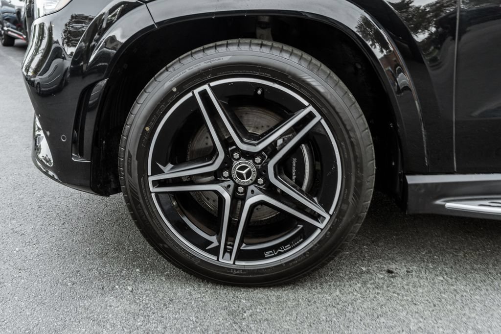 Used 2022 Mercedes-Benz GLS 450 4MATIC image 37