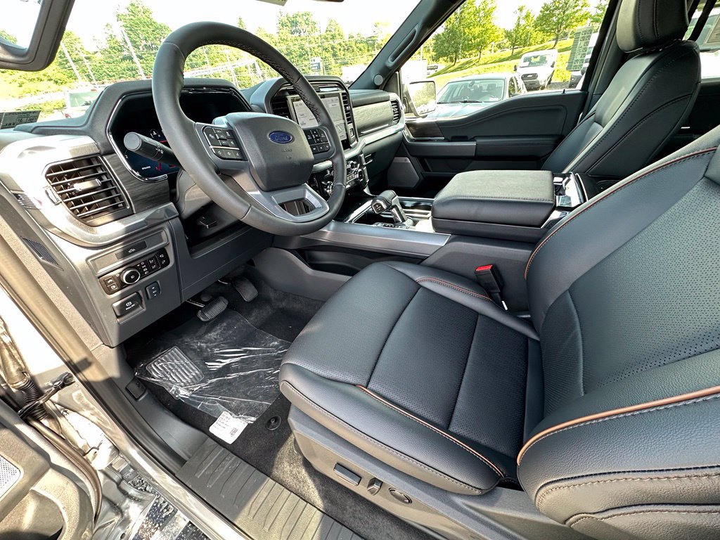 New 2026 Ford F150 Lariat w/ Equipment Group 501A Mid AWD/4WD image 18