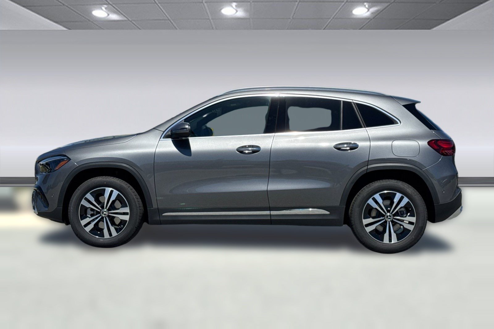 New 2026 Mercedes-Benz GLA 250 image 2