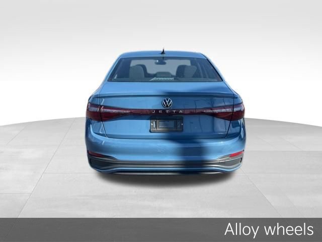 Used 2025 Volkswagen Jetta Sport image 6