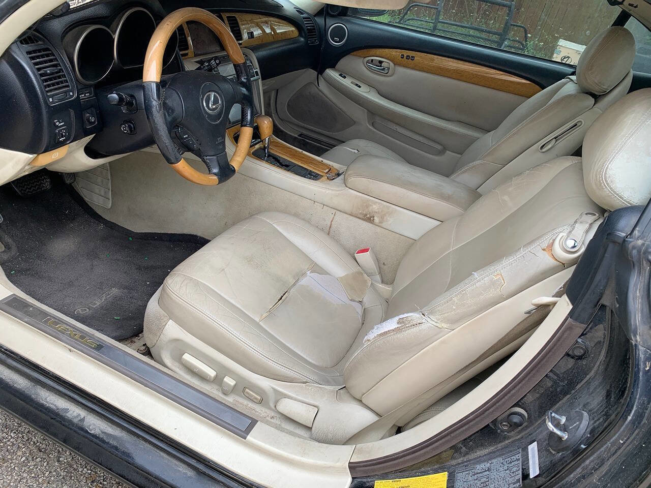 Used 2003 Lexus SC 430 Convertible RWD image 12