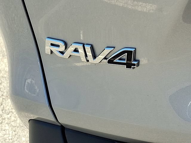 Certified 2024 Toyota RAV4 XLE AWD/4WD image 31
