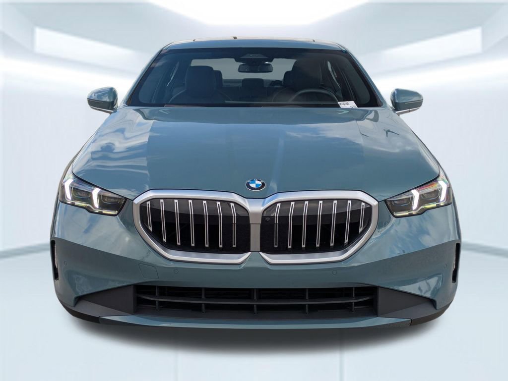 Used 2024 BMW 530i 530i w/ Premium Package image 11