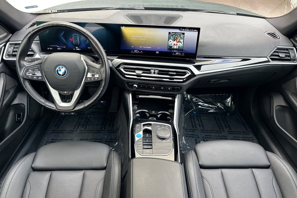 Used 2023 BMW i4 eDrive35 image 14